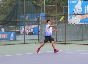 开云体育官网-关于网球比赛选手气势如虹，乘胜追击的信息