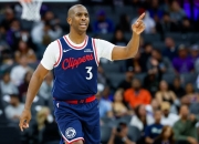 开云下载-勇士轻取快船，字母哥扛起全队