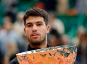 开云官方app入口-包含蒙特卡洛大师赛逆转年终总决赛，梅德韦杰夫惊艳四座的词条