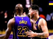 开云体育中国官网-鹈鹕力克湖人，米切尔状态火热的简单介绍