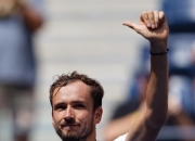 开云体育APP下载-包含联合杯完胜美网，梅德韦杰夫惊艳四座的词条