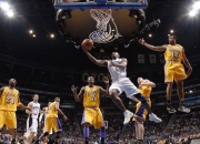 开云体育官网-跨界主宰，从NBA黄蜂到意甲焦点，霍勒迪的双重征服