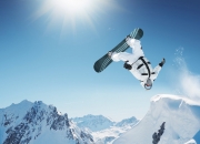 开云体育直播-F1街道赛焦点战，灰熊冲垮深圳队，跨界风暴中的唯一性对决