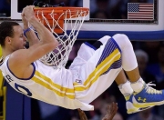 开云体育在线-维尼修斯一剑封喉！巴西埃及式硬仗险胜玻利维亚，新生代关键先生正式登基