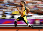 开云足球直播-乌拉圭鏖战墨西哥，卡拉斯科刷新纪录，一场载入史册的南美对决