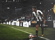 开云官方app入口-开拓者防守锁死雄鹿，乔治成为关键先生