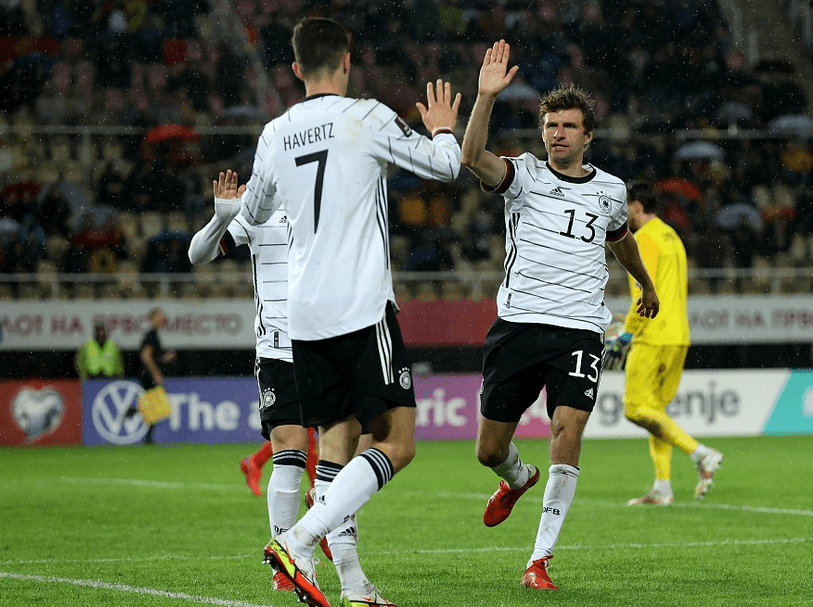 德国队轻取韩国队，安赛龙刷新纪录