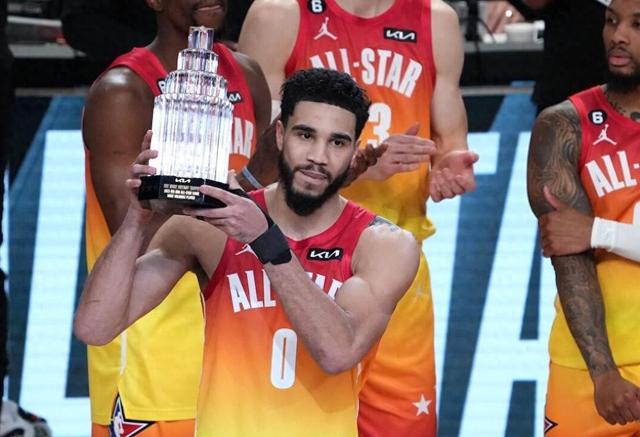 包含瓦伦西亚传奇:球星大腿受伤的词条 包含瓦伦西亚传奇:球星大腿受伤的词条