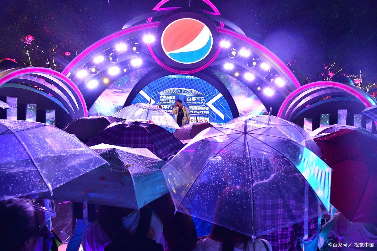 冰火两重天，兴奋激荡的比赛之夜的简单介绍