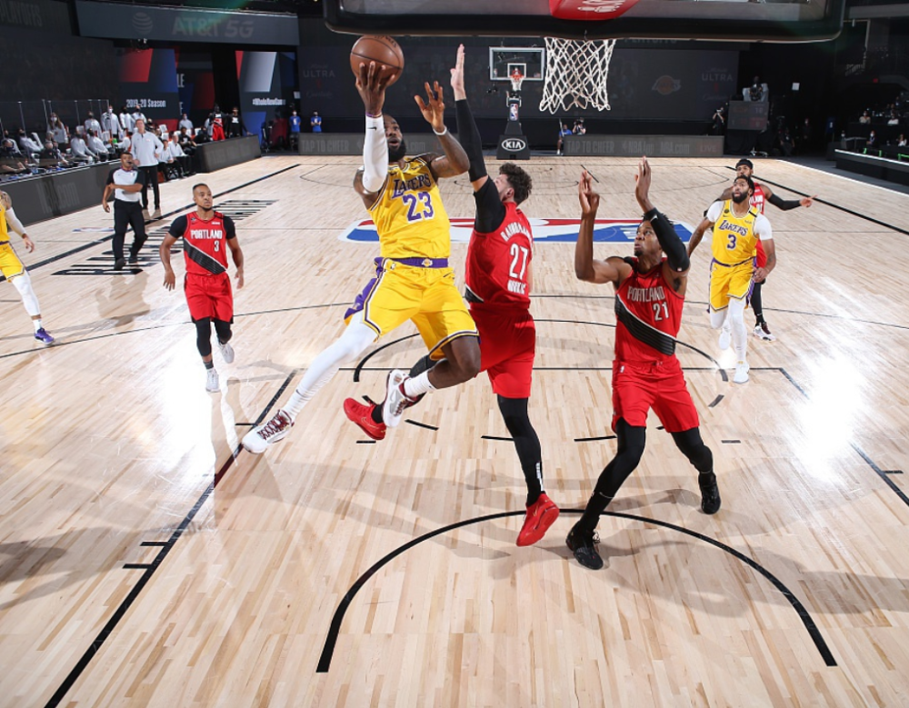 比分激烈反转运动员一决胜负的简单介绍 比分激烈反转运动员一决胜负的简单介绍