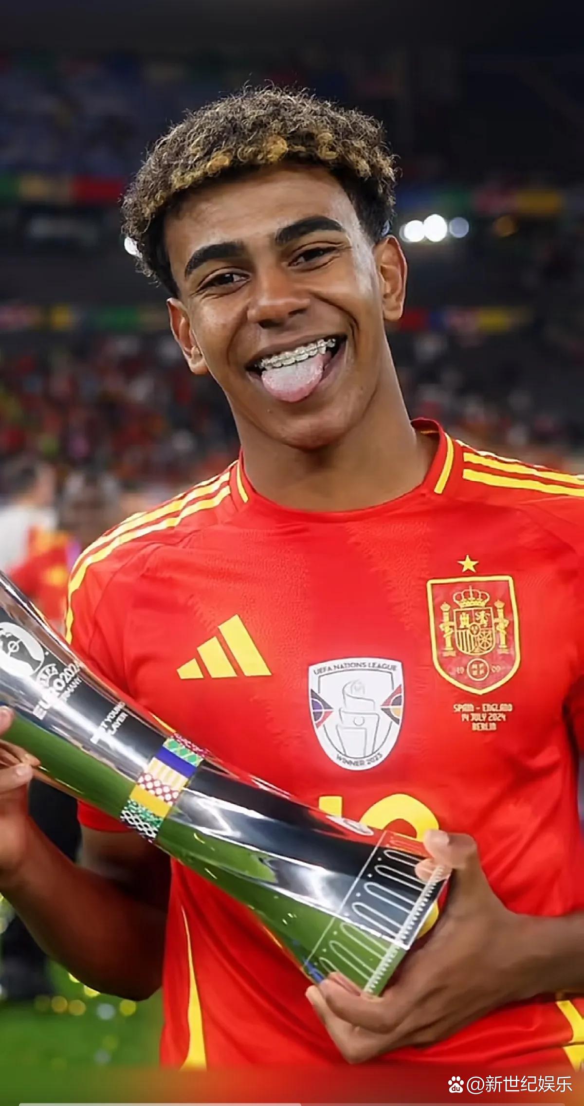 西班牙击败捷克晋级欧足联四强 西班牙击败捷克晋级欧足联四强