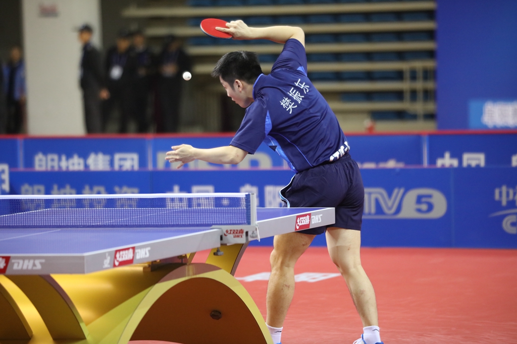 南昌八一战胜劲旅,球迷疯狂欢呼 南昌八一战胜劲旅,球迷疯狂欢呼