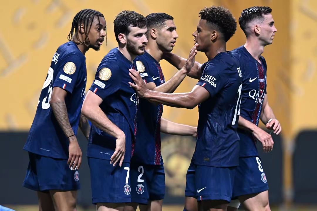 包含巴黎圣日耳曼客场告捷,继续领跑联赛的词条 包含巴黎圣日耳曼客场告捷,继续领跑联赛的词条