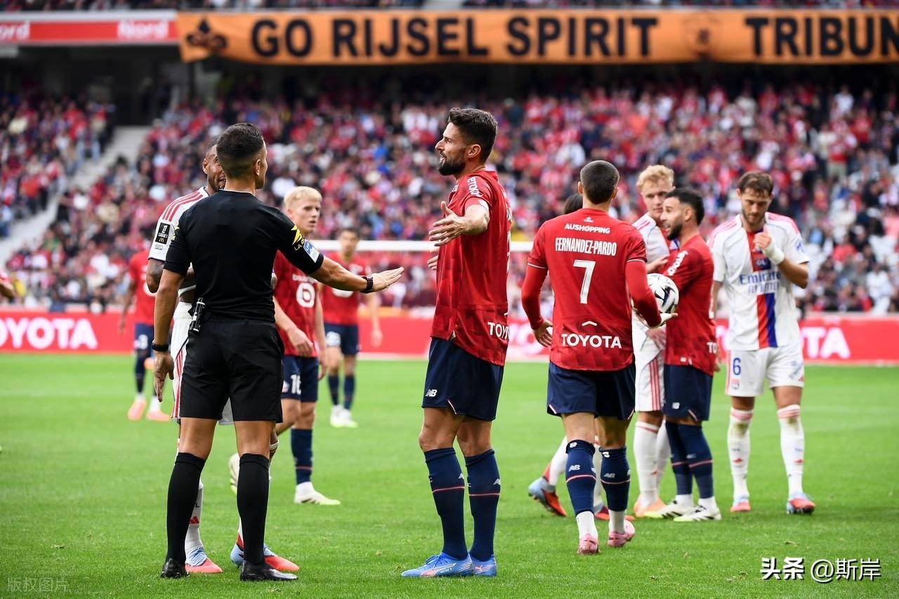 包含巴黎圣日耳曼客场告捷,继续领跑联赛的词条 包含巴黎圣日耳曼客场告捷,继续领跑联赛的词条