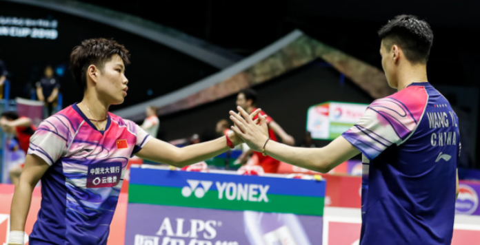 包含马来西亚队力克印尼队，黄鸭组合统治全场的词条