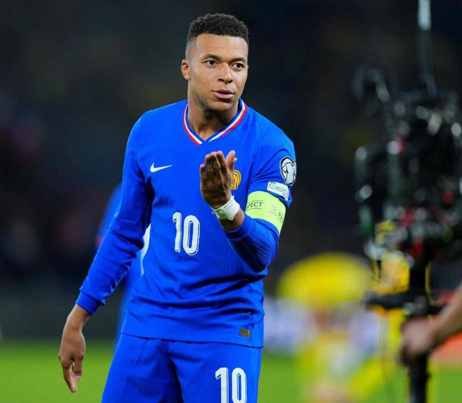 法国-遭遇意大利，小组赛失利难保希望的简单介绍