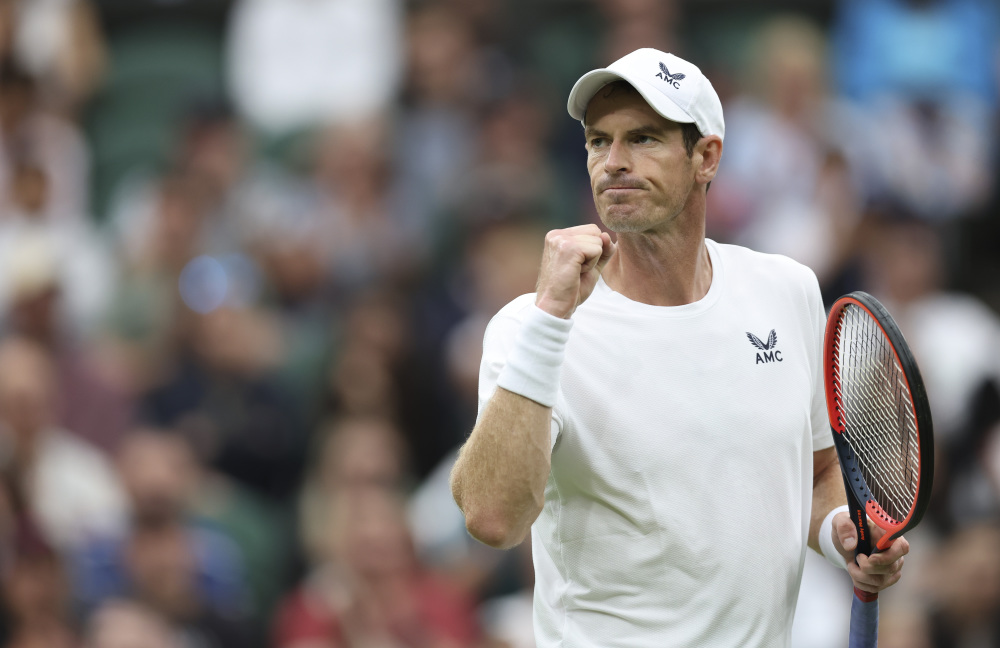 包含西班牙网球队爆冷日本网球队，穆雷高光表现的词条