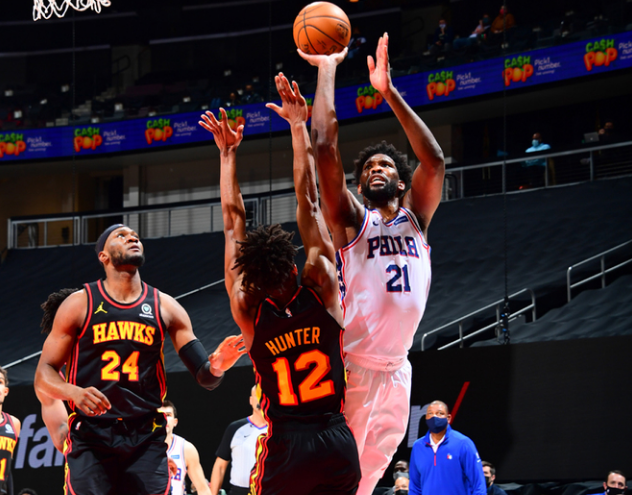 上海队碾压四川队,恩比德扛起全队 上海队碾压四川队,恩比德扛起全队