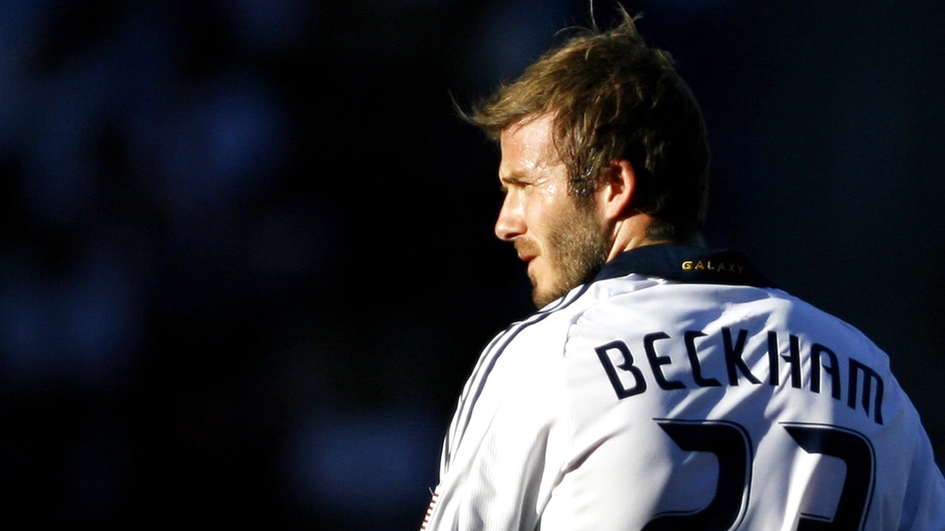 深圳队单节拉开老鹰，浓眉在季后赛抢七接管比赛