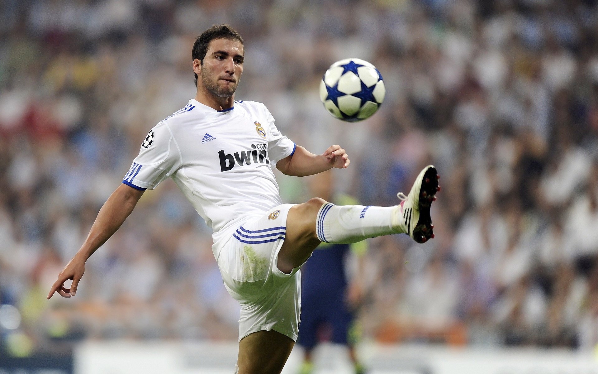 德甲争冠战之夜，戈贝尔发挥堪称完美