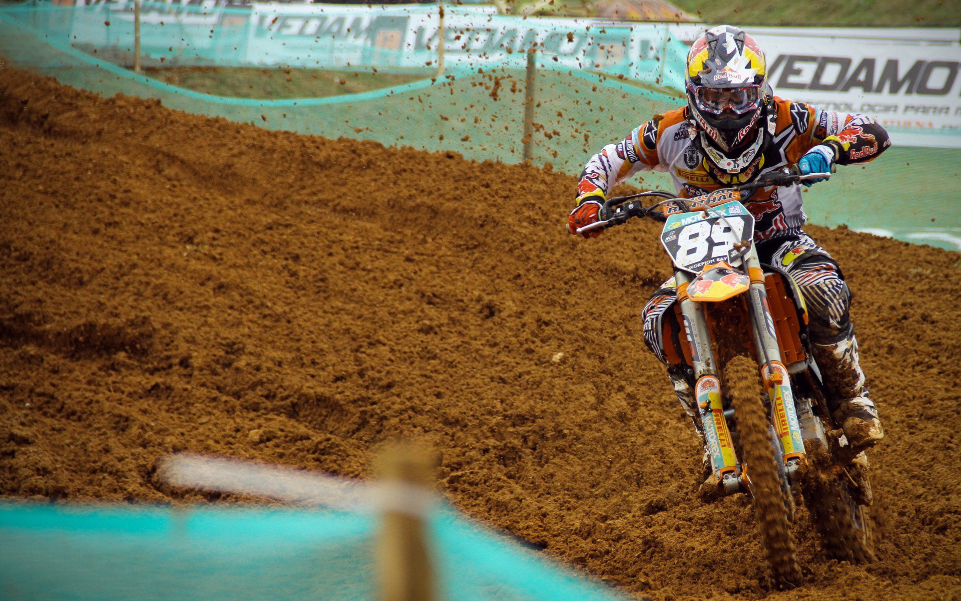 贝恩全程高能输出引爆全场，步行者团队协作击溃爵士显统治力