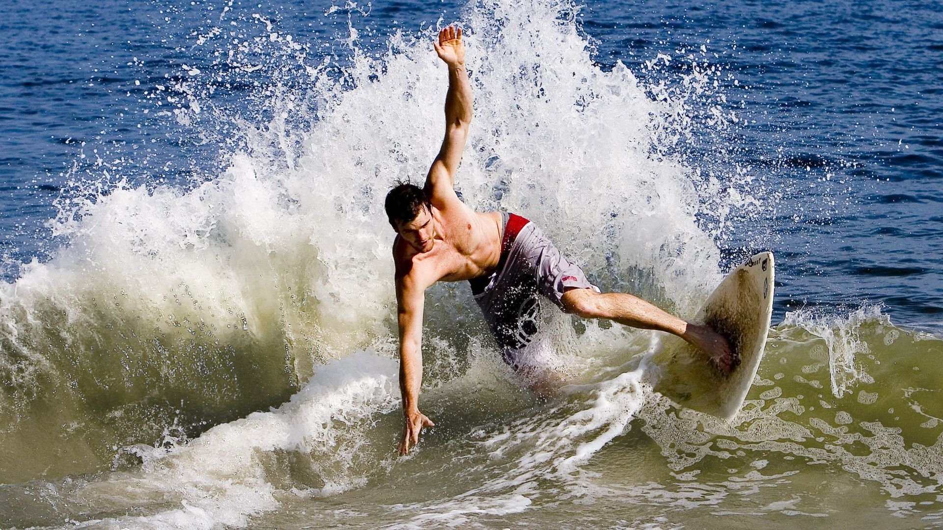 北欧风暴与东方利刃，瑞典队惊天逆转背后的张本智和式担当