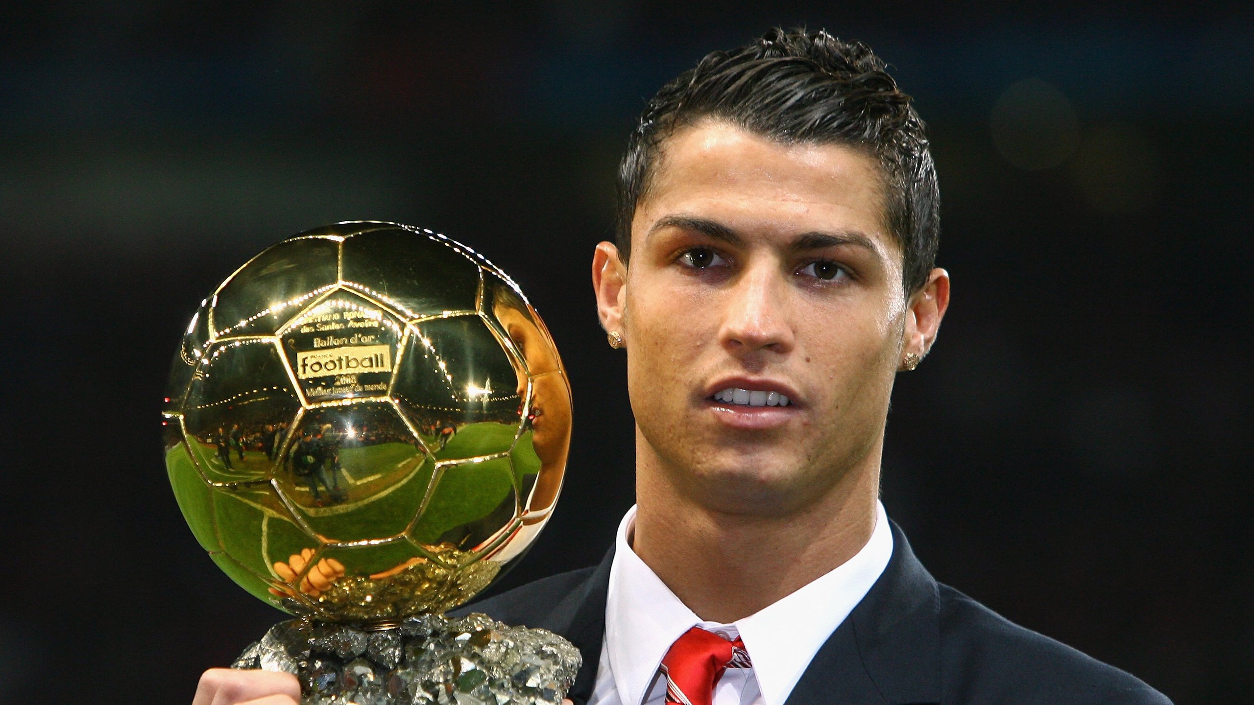 格列兹曼的独舞，在波兰与南非的碰撞中，唯一的光亮