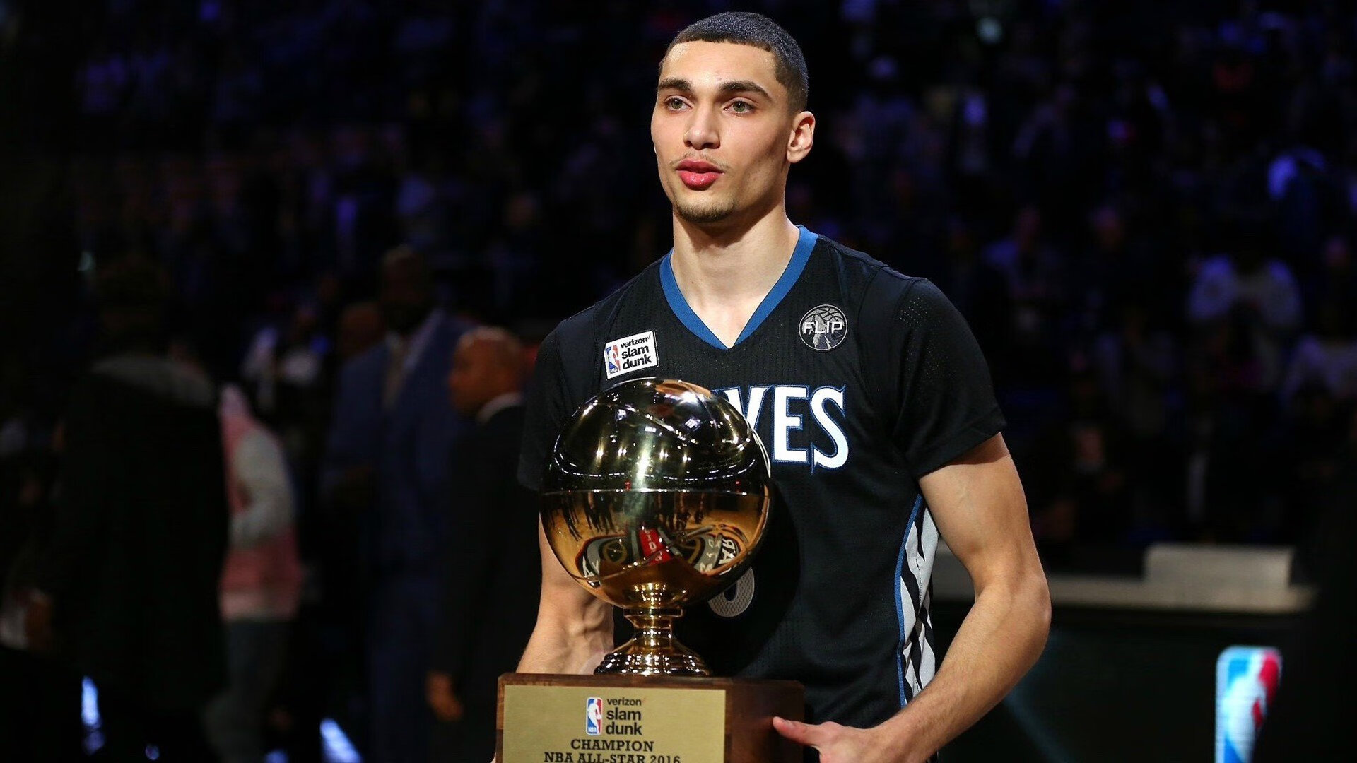 西决生死战焦点战，摩洛哥横扫瑞典，体育精神无国界