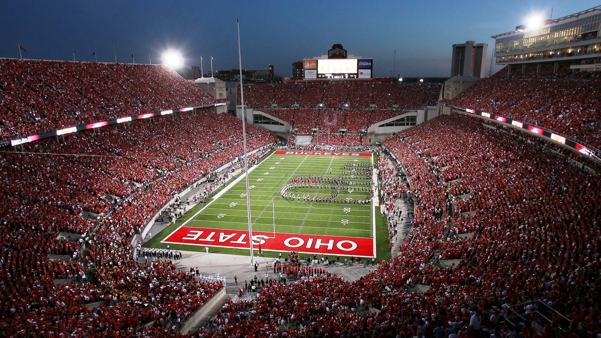 绿茵场上的地缘博弈，莫德里奇锁死沙特与伊朗的足球智慧